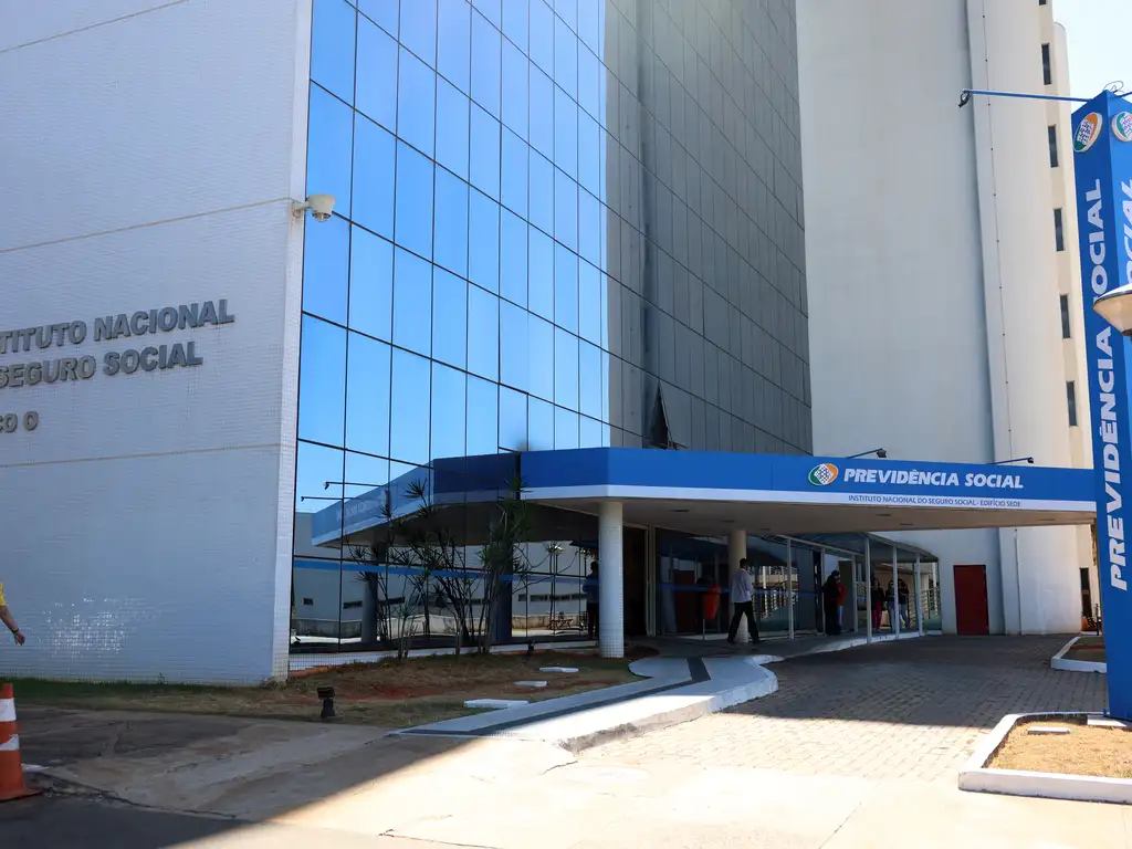 Edifício-sede do Instituto Nacional do Seguro Social (INSS).